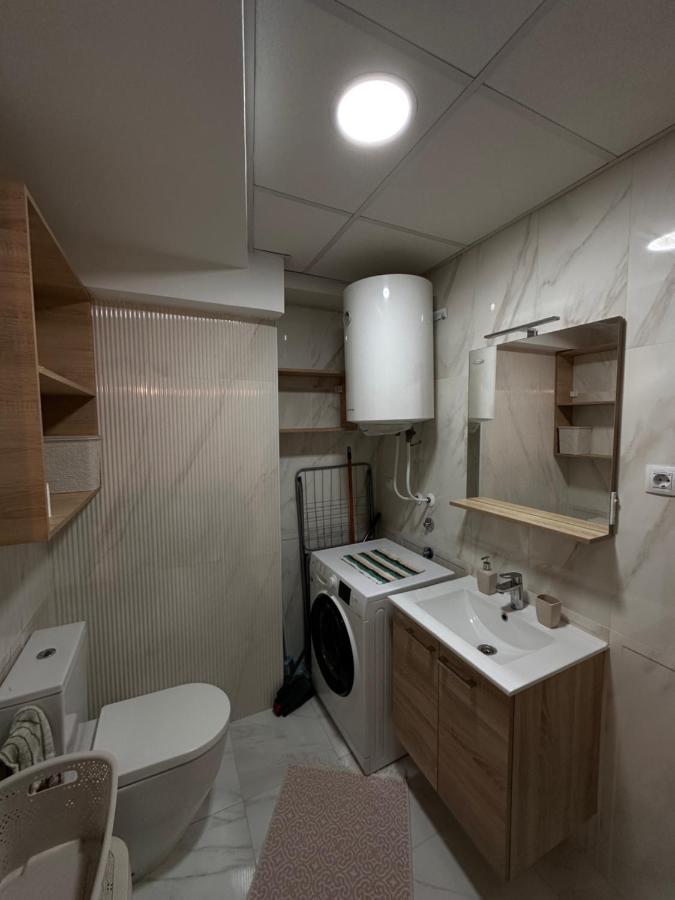 Dow Apartments - Luxury 13Th Floor, Parking Skopje Exteriér fotografie